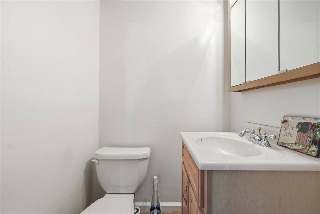 587 Main St, Boylston, MA Photo #25