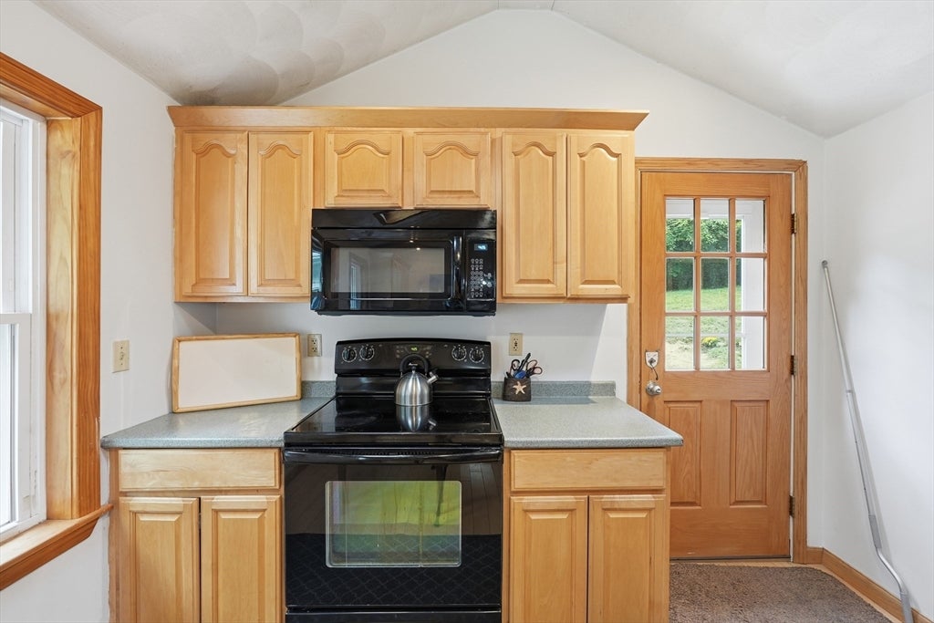 587 Main St, Boylston, MA Photo #5