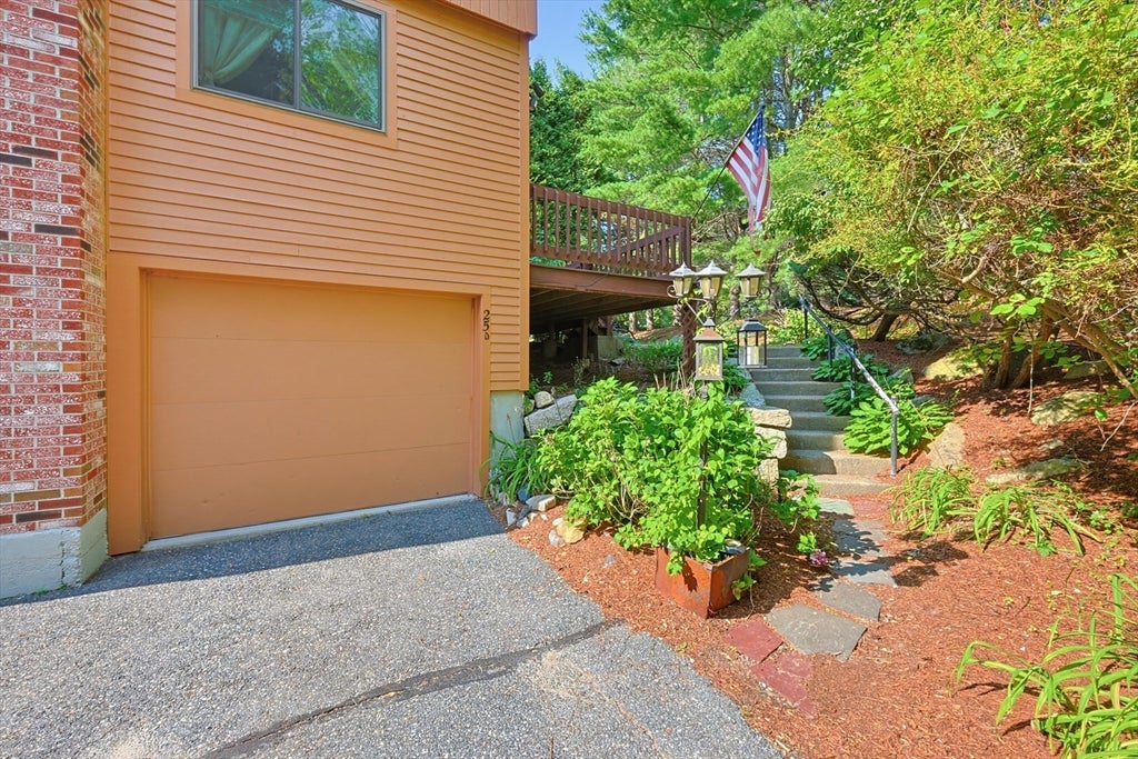 25 Country Club Ln #D, Milford, MA, 25 Country Club Ln #D, Milford, MA Photo #2