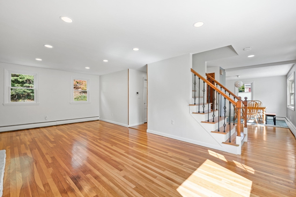 83 Lowell St