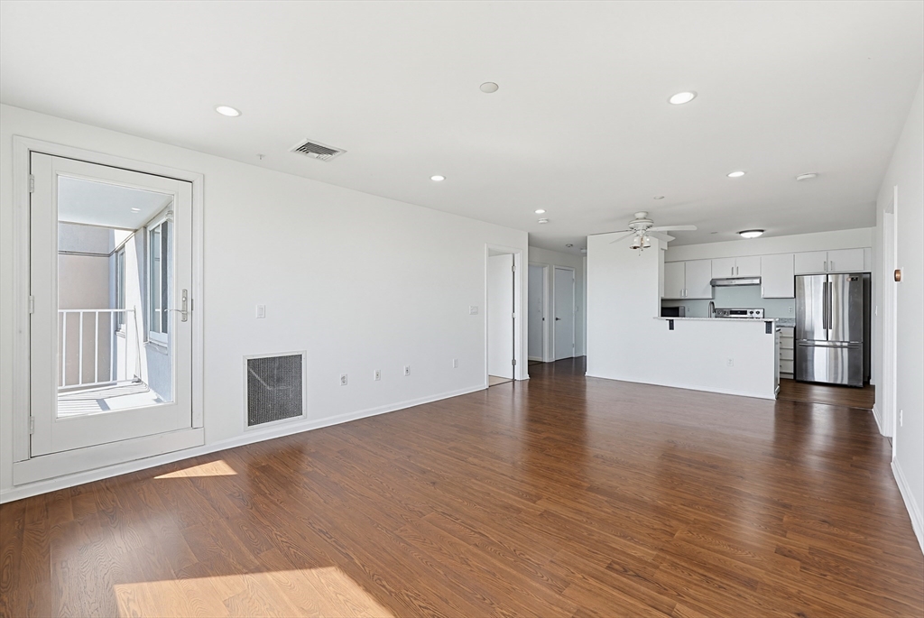 30 Chelsea St 814