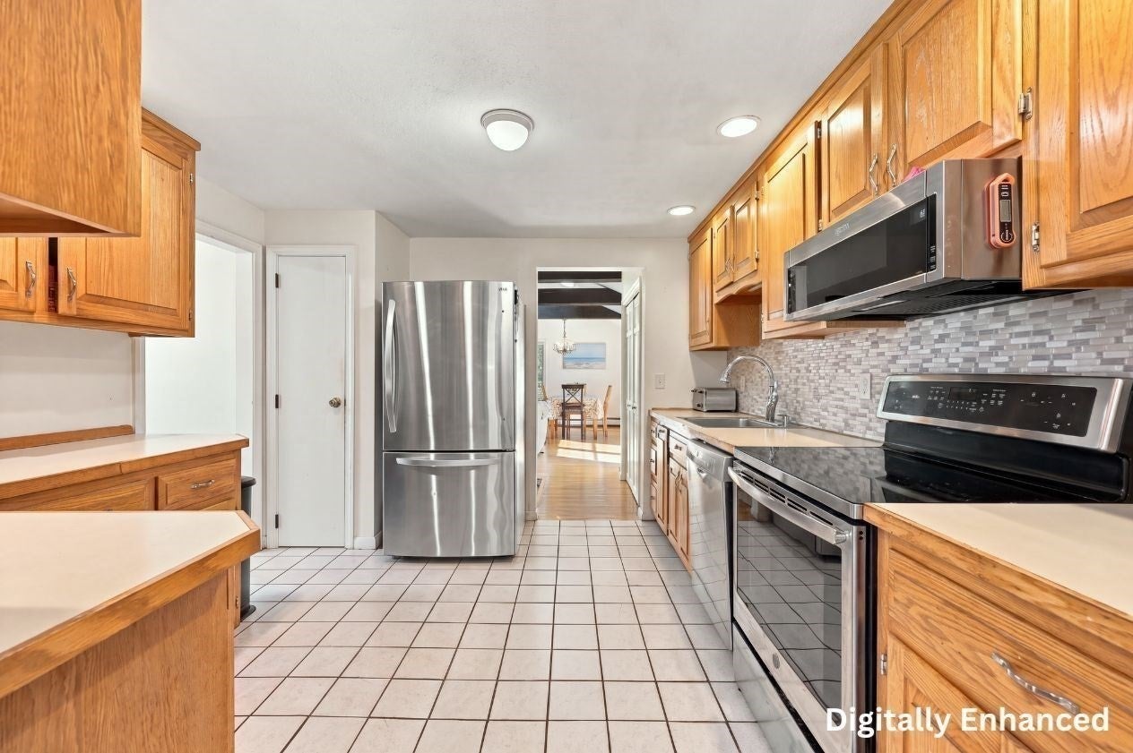 105 Dodd Drive, Holliston, MA, 105 Dodd Drive, Holliston, MA Photo #10