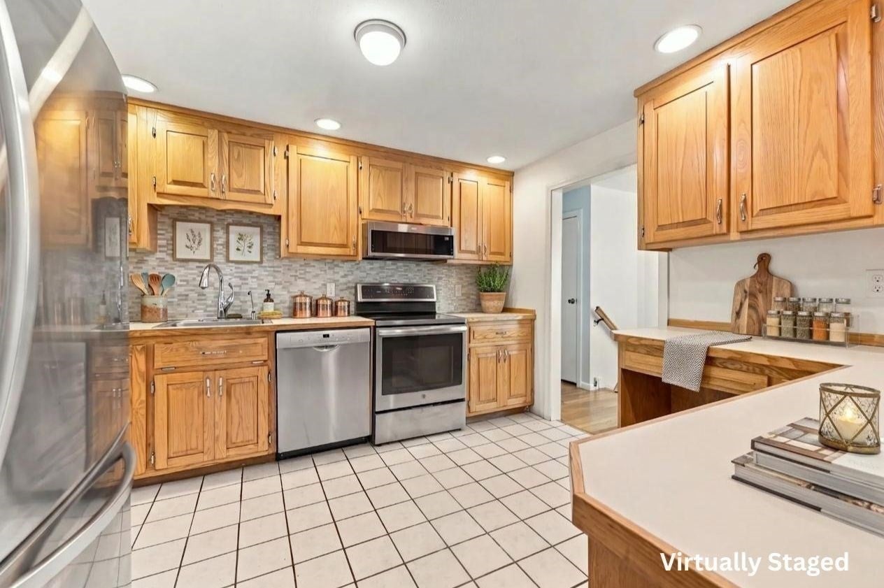105 Dodd Drive, Holliston, MA, 105 Dodd Drive, Holliston, MA Photo #11