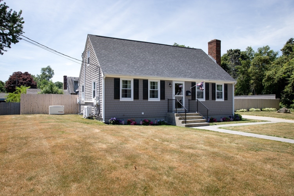 100 Sycamore St
