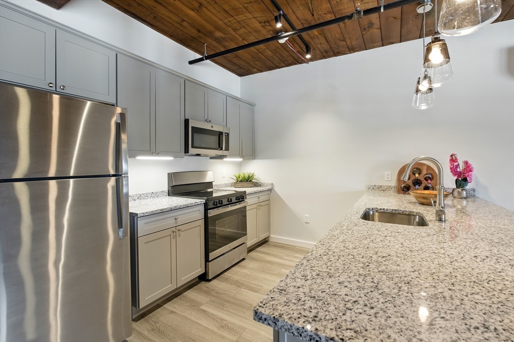 55 Sterling St #314, Clinton, MA Photo #10