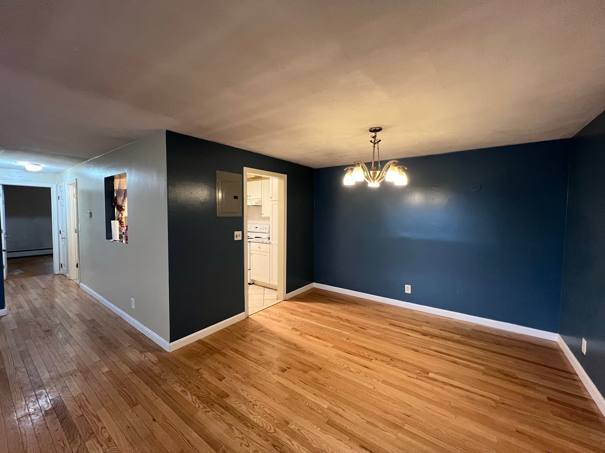 Photo of 7 Tara Drive, Weymouth, MA