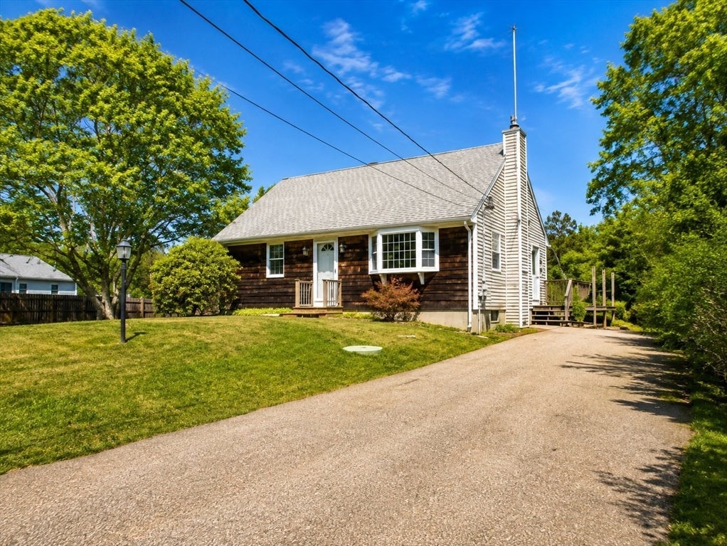 7 Marina Dr