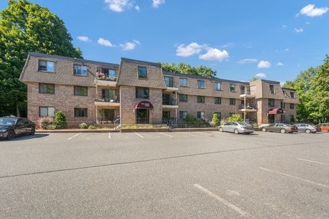 59 School St B8 Northborough MA 01532