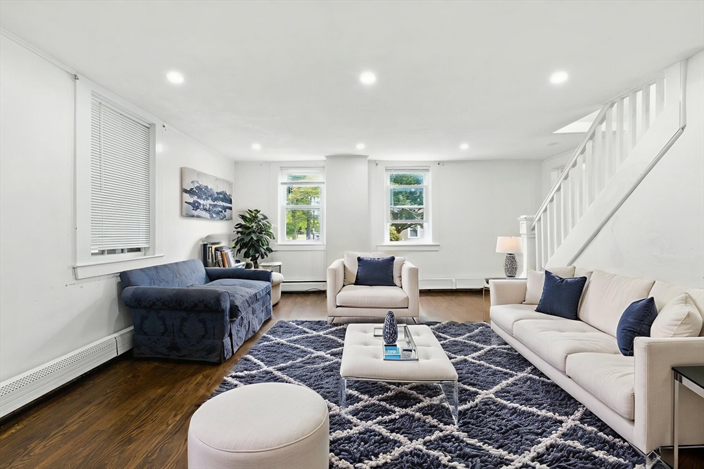 70 Brush Hill Rd 1