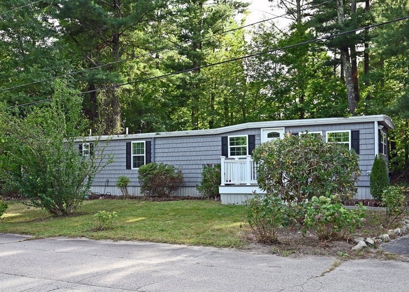 5 Siesta Dr