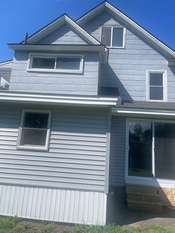 58 Lincoln Street, Greenfield, MA Photo #3