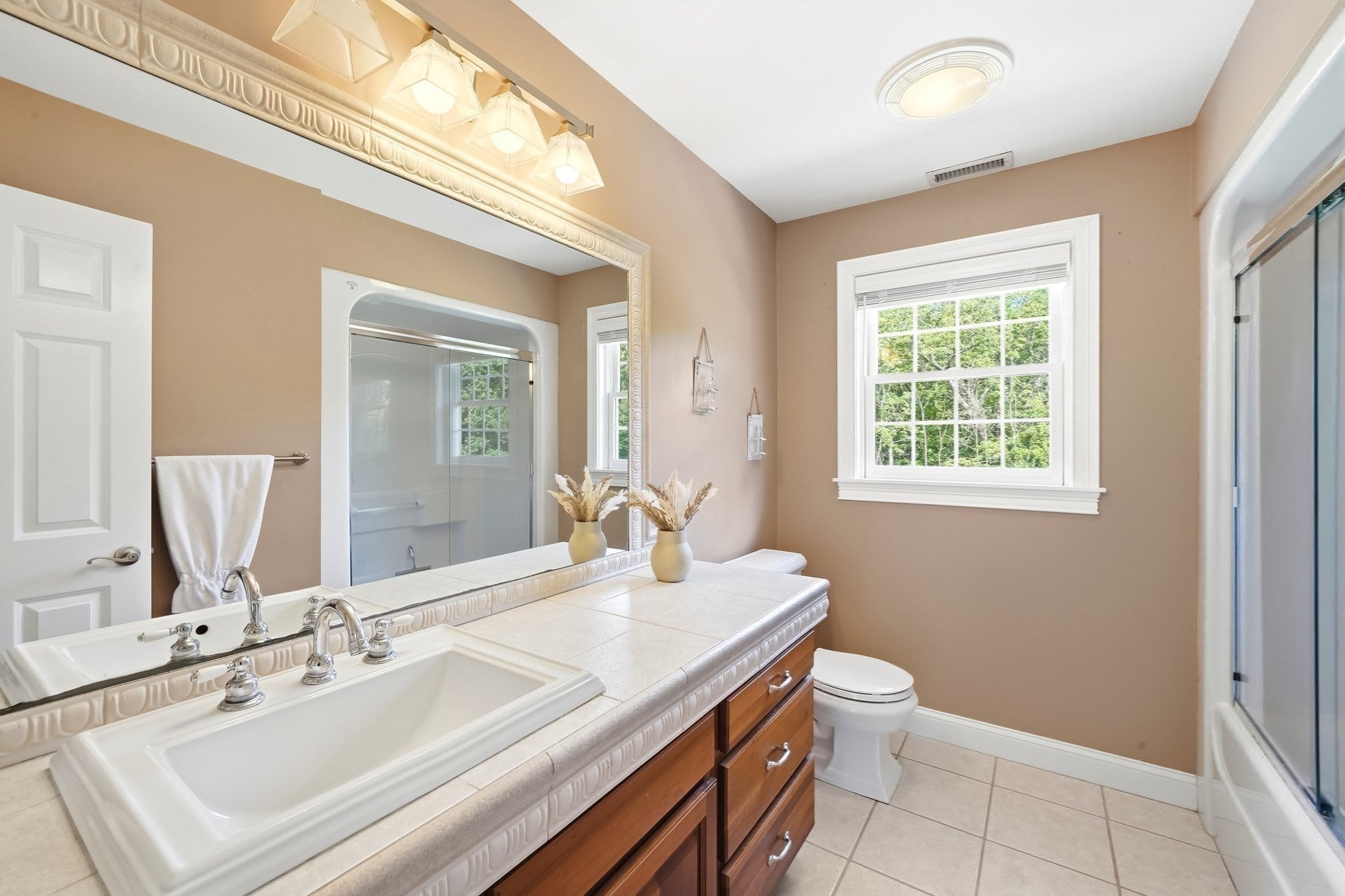 5 Sherwood Rd, Windham, NH Photo #25