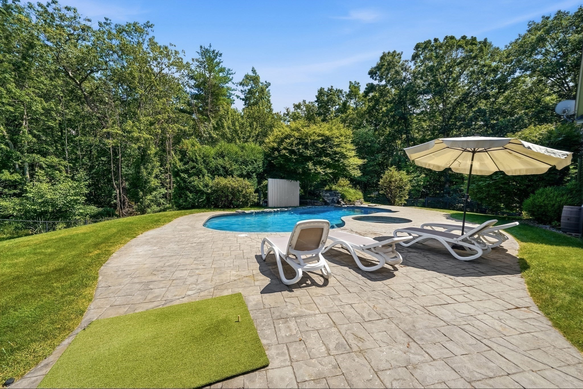 5 Sherwood Rd, Windham, NH Photo #39