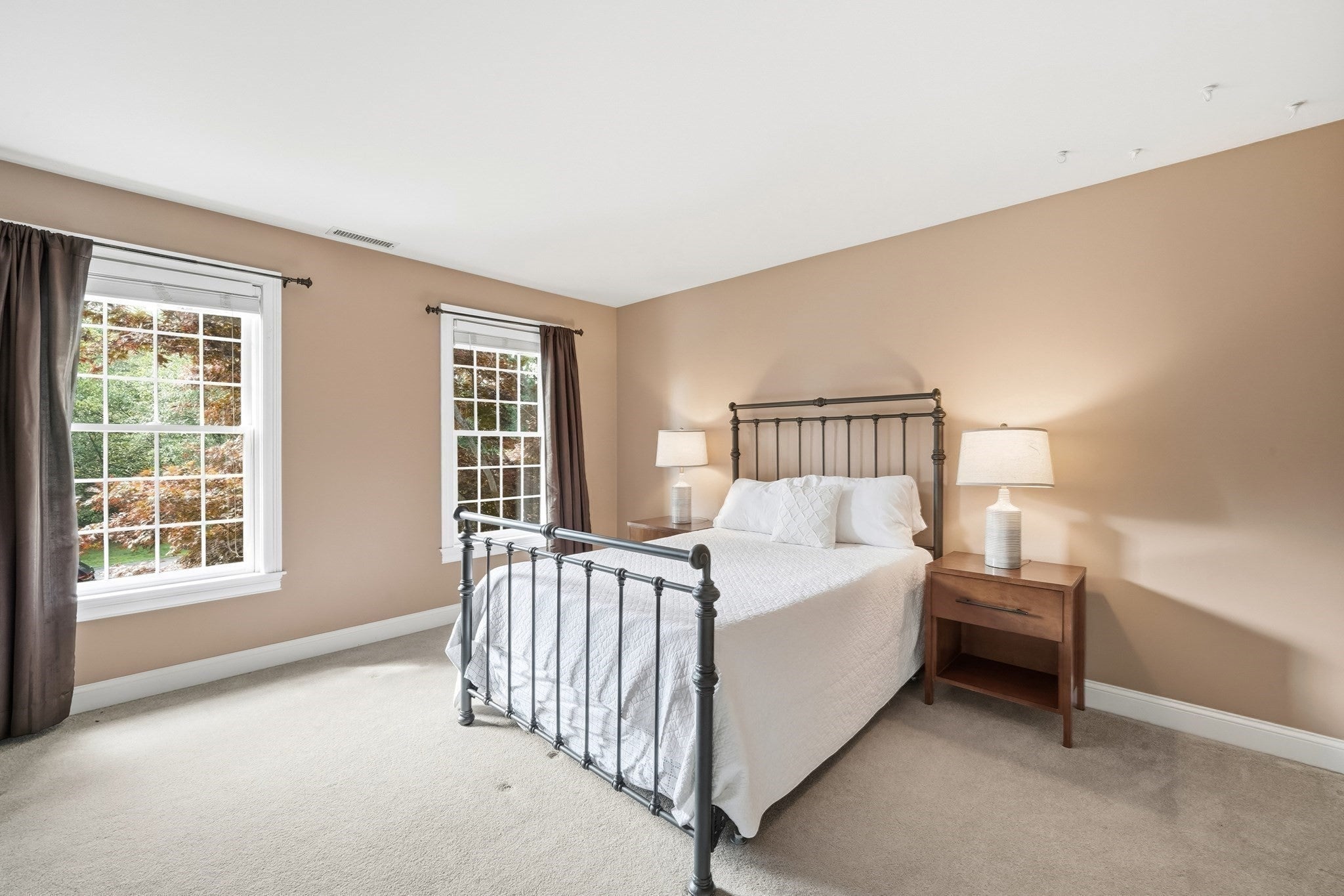 5 Sherwood Rd, Windham, NH Photo #23