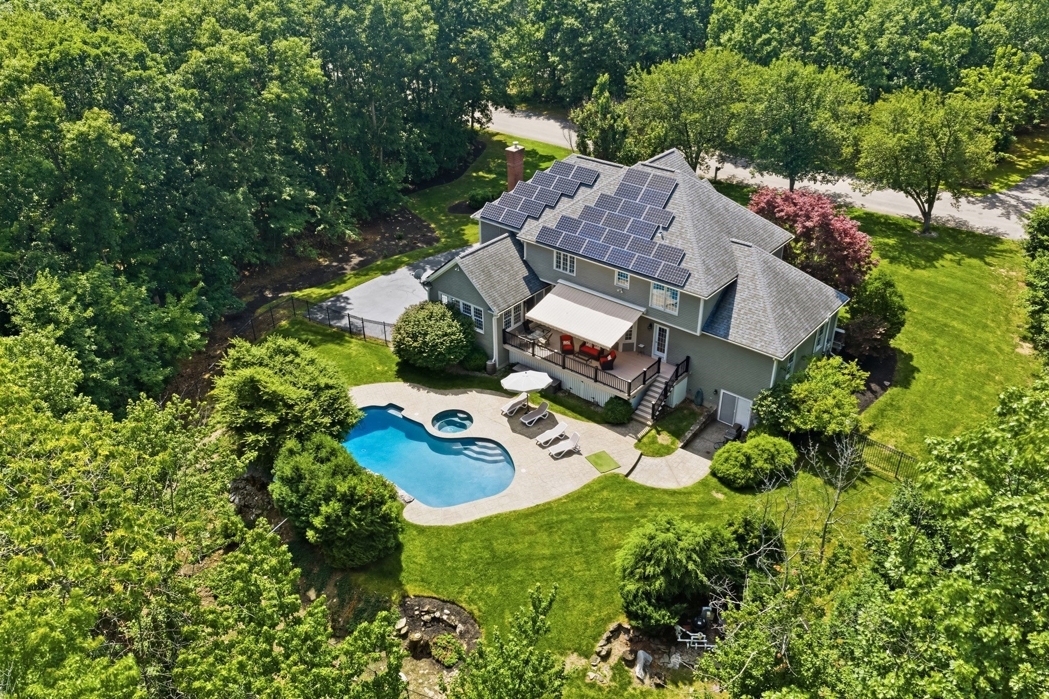 5 Sherwood Rd, Windham, NH Photo #2