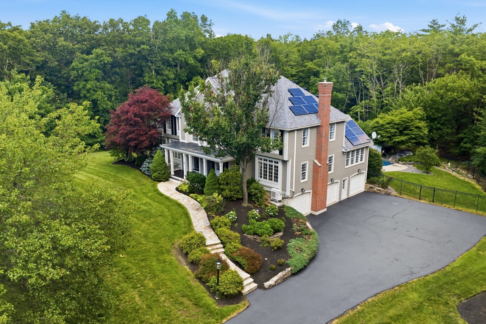 5 Sherwood Rd, Windham, NH Photo #3