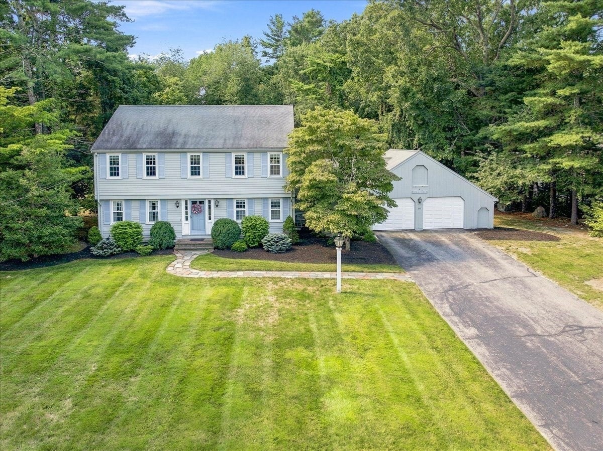 293 Mayflower Cir, Hanover, MA, 293 Mayflower Cir, Hanover, MA Photo #3
