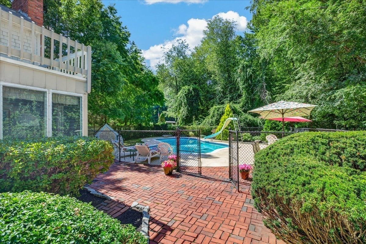 293 Mayflower Cir, Hanover, MA, 293 Mayflower Cir, Hanover, MA Photo #31