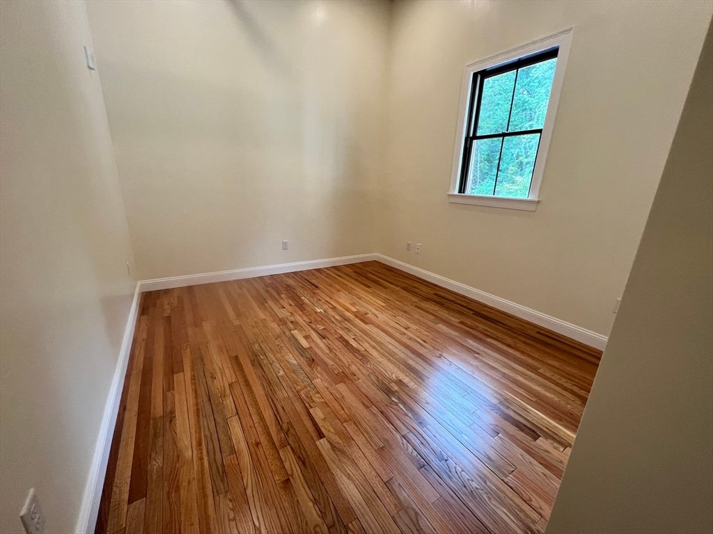 352 Manchaug Road #3, Sutton, MA, 352 Manchaug Road #3, Sutton, MA Photo #5