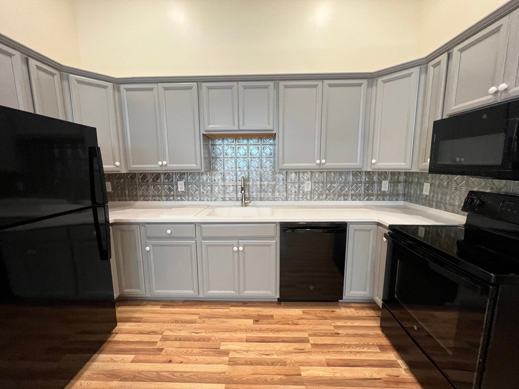 352 Manchaug Road #3, Sutton, MA, 352 Manchaug Road #3, Sutton, MA Photo #2