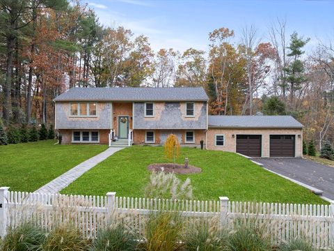 53 Chestnut St Hanover MA 02339