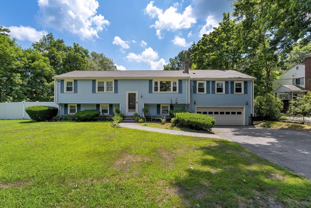 282 Crescent St