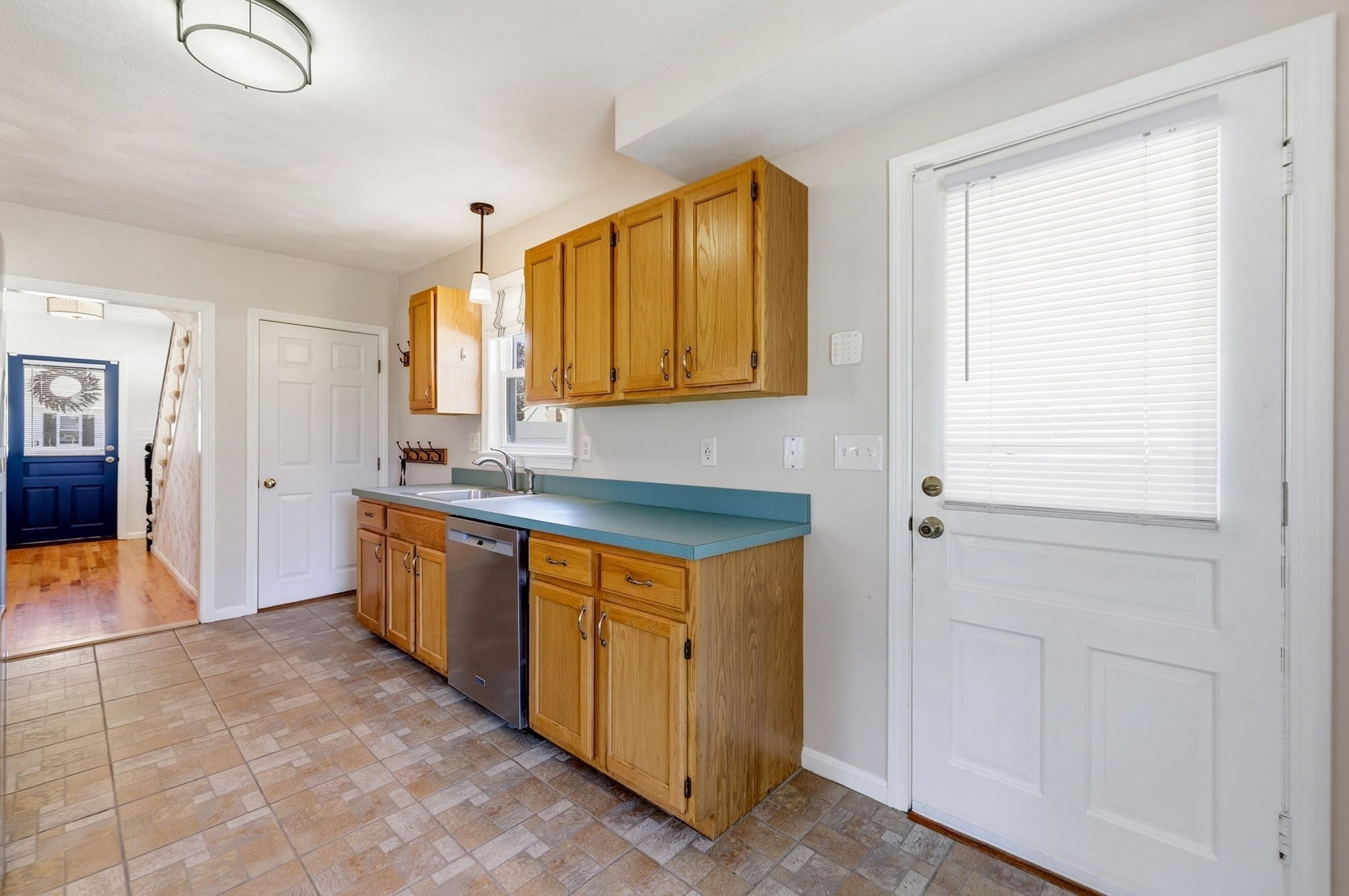 32 Marshall St, Tewksbury, MA, 32 Marshall St, Tewksbury, MA Photo #13