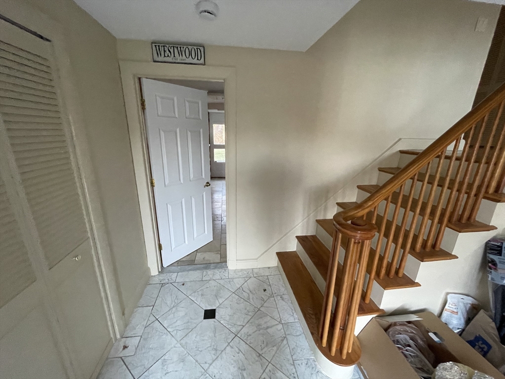 110 Country Ln 110