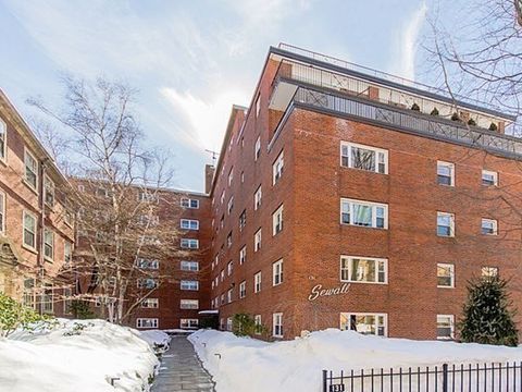 131 Sewall 61 Brookline MA 02446