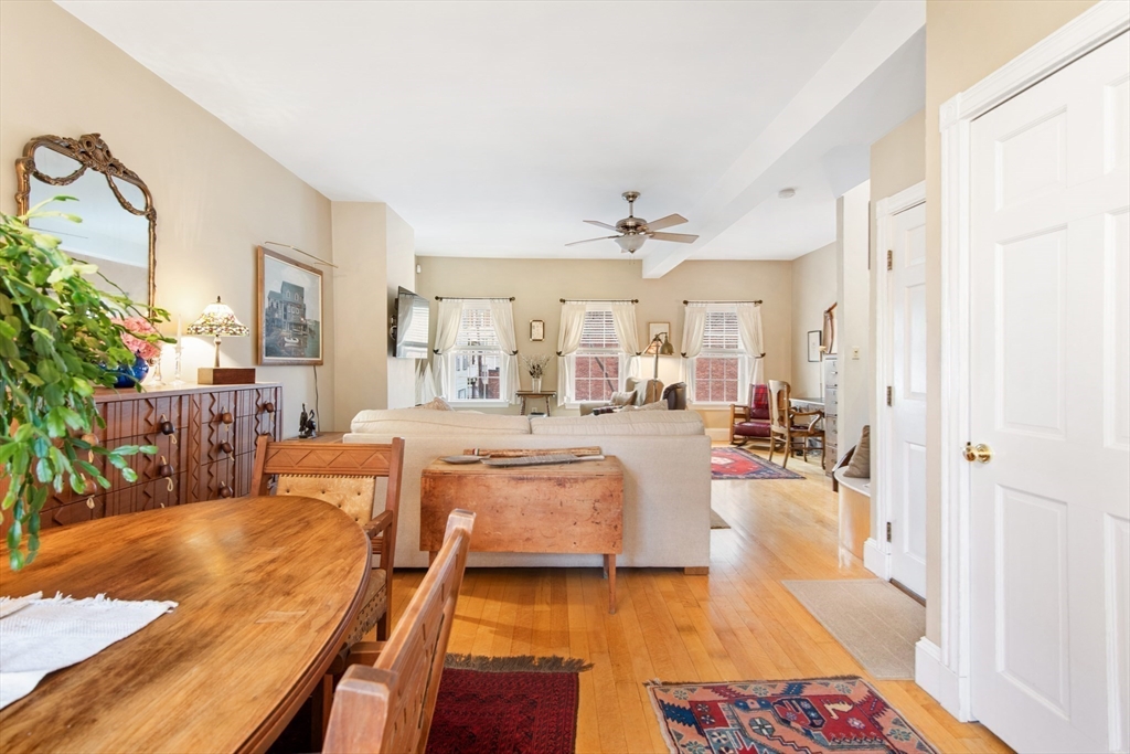 511 East 7th