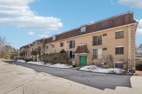 Photo of 208 Swanson Road #526, Boxborough, MA 01719 (MLS # 73486428)