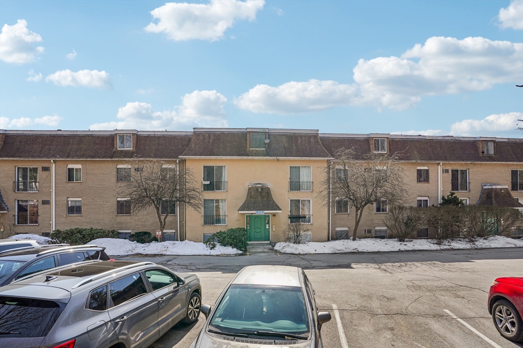 208 Swanson Road 526