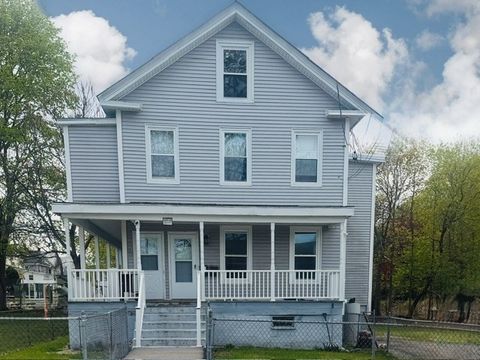 Photo of 155 Cedar Street #1, Framingham, MA 01702 (MLS # 73510608)