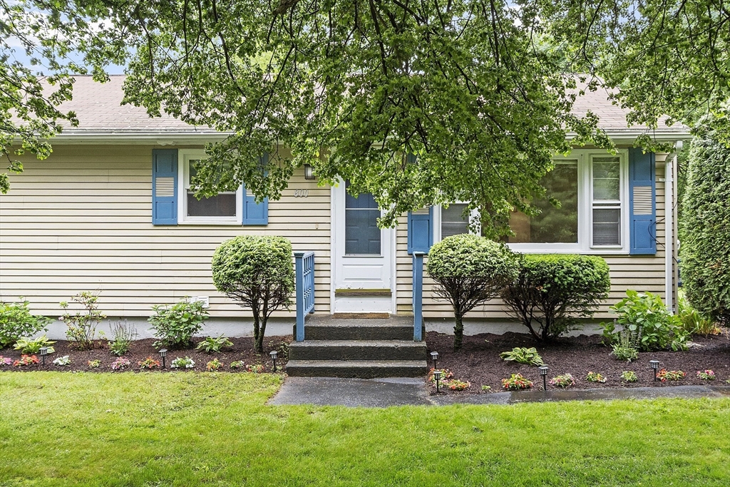 800 Shea St