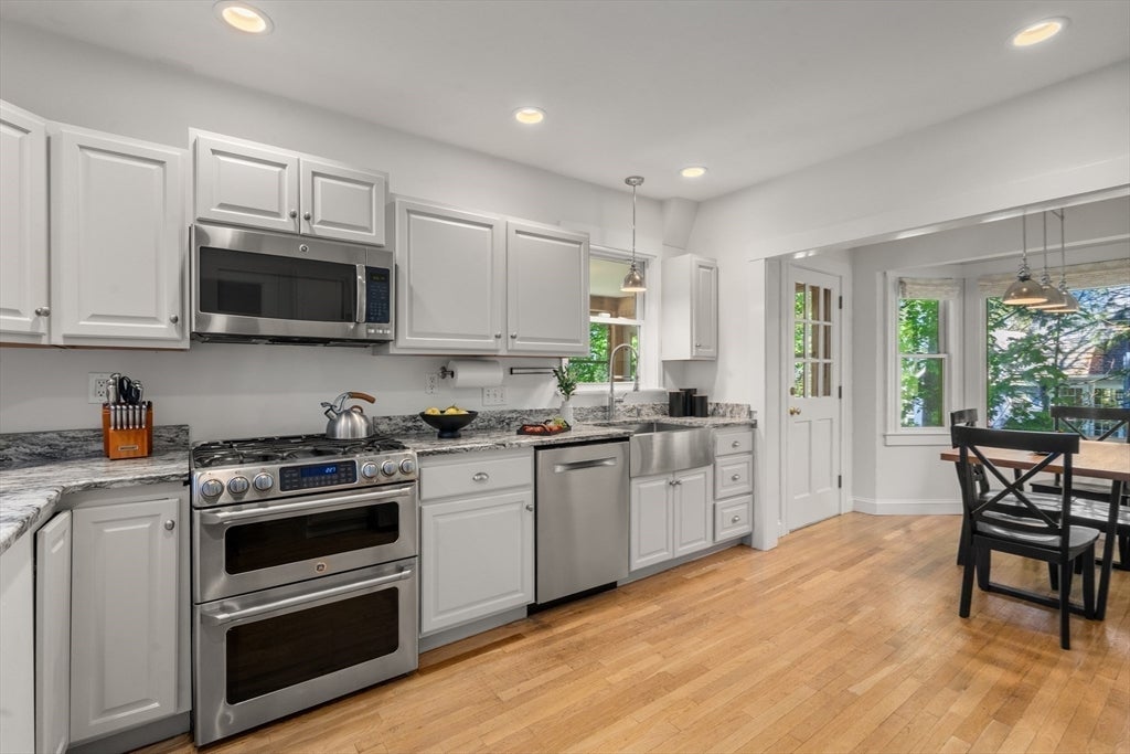 189 Mount Vernon Street, Newton, MA Photo #9