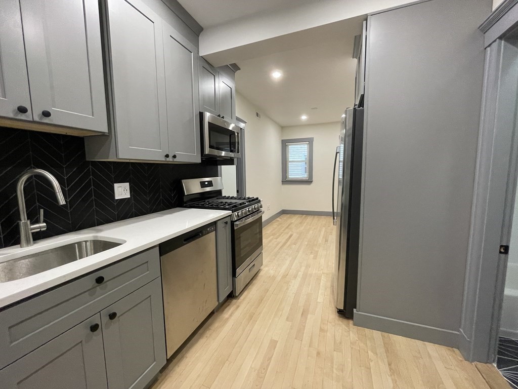 41 Long Ave 2