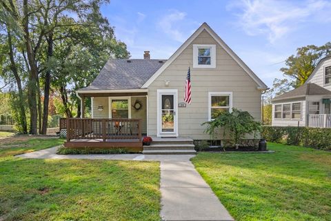 24 Linwood Street Oxford MA 01540