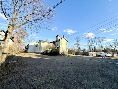 160-162 Charlesbank Road Newton MA 02458