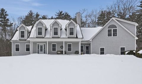 10 Ball Rd Kingston NH 03848