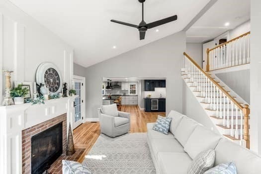 201 Elm St, Amesbury, MA, 201 Elm St, Amesbury, MA Photo #25