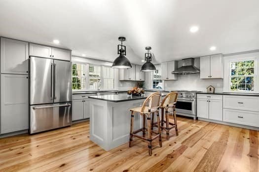 201 Elm St, Amesbury, MA, 201 Elm St, Amesbury, MA Photo #10