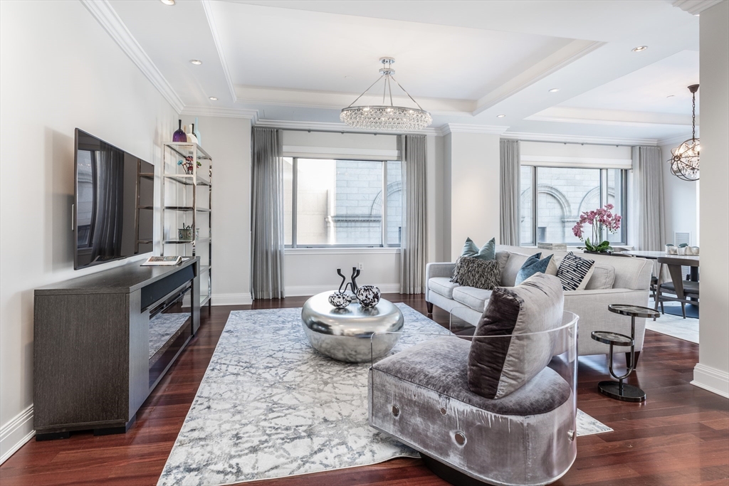 1 Huntington Ave 403