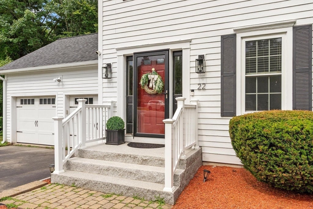 22 Briarwood Drive