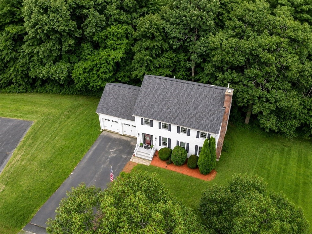 22 Briarwood Drive