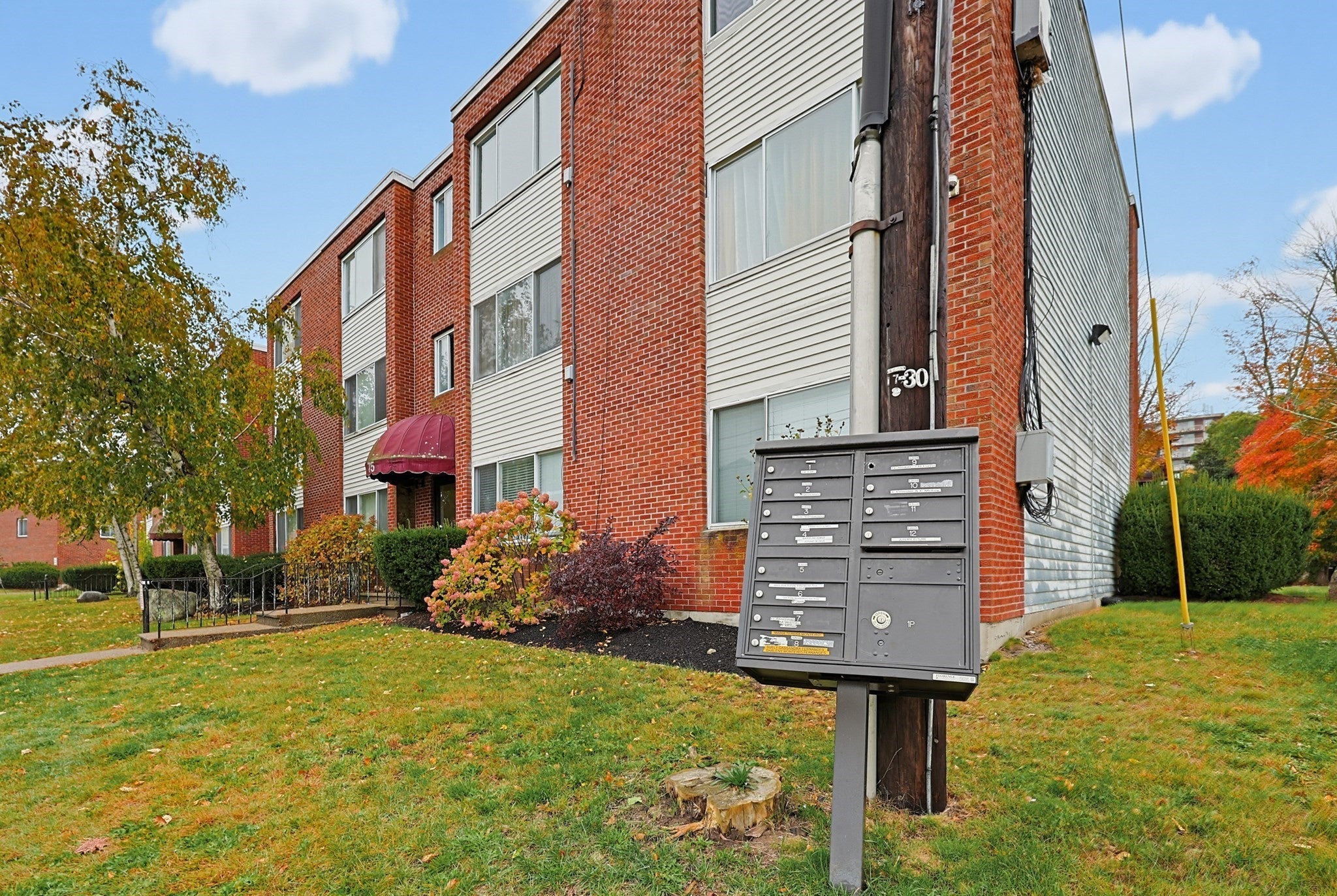 75-77 Colonel Bell Dr #9, Brockton, MA Photo #4