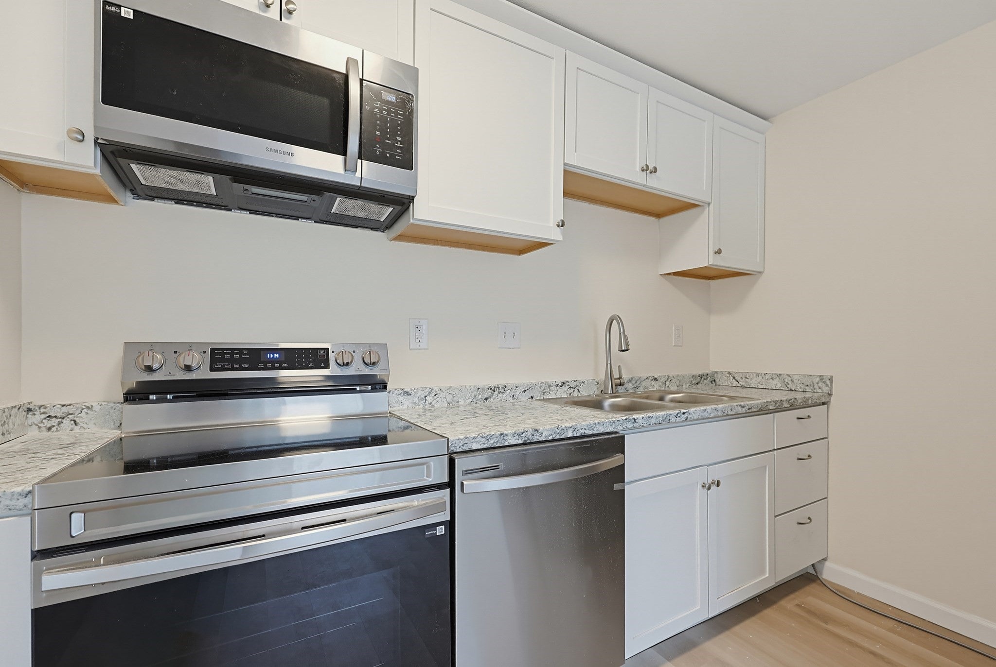 75-77 Colonel Bell Dr #9, Brockton, MA Photo #8
