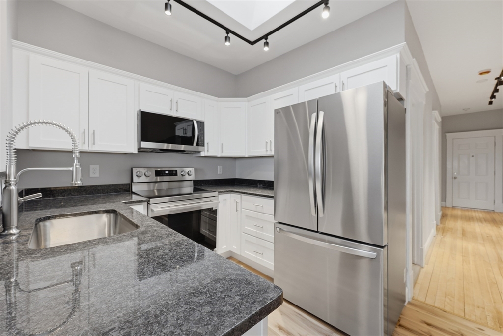 178 Lincoln Street #A15, Worcester, MA, 178 Lincoln Street #A15, Worcester, MA Photo #9