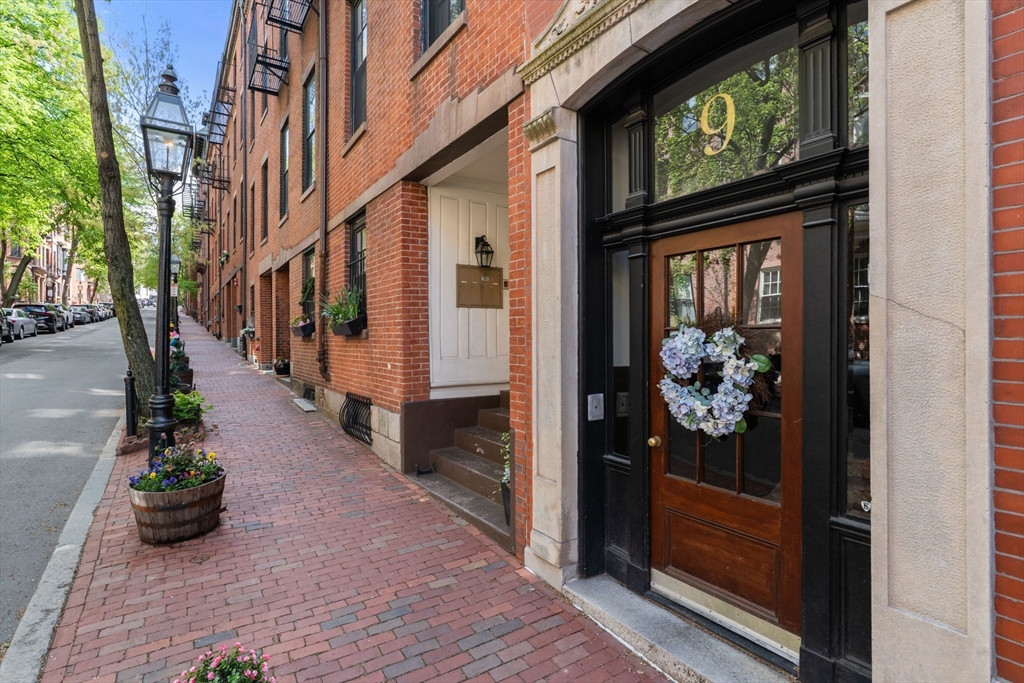 9 Hancock St #2, Boston, MA Photo #13