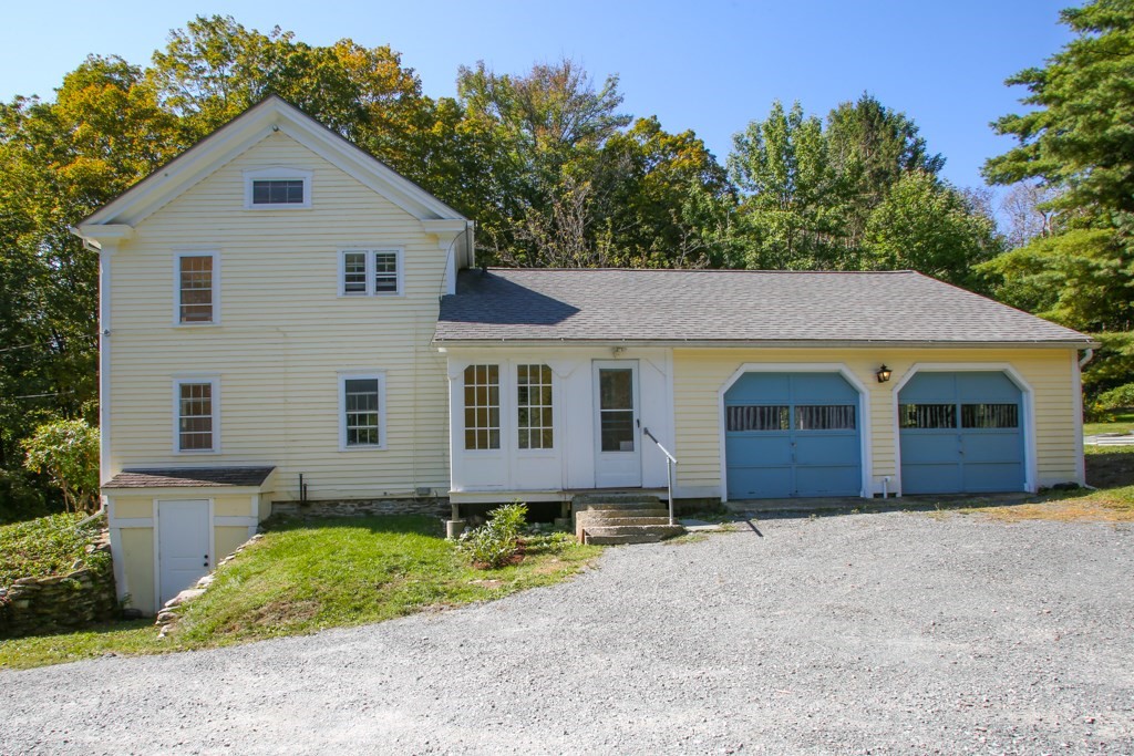 1351 Hancock Rd