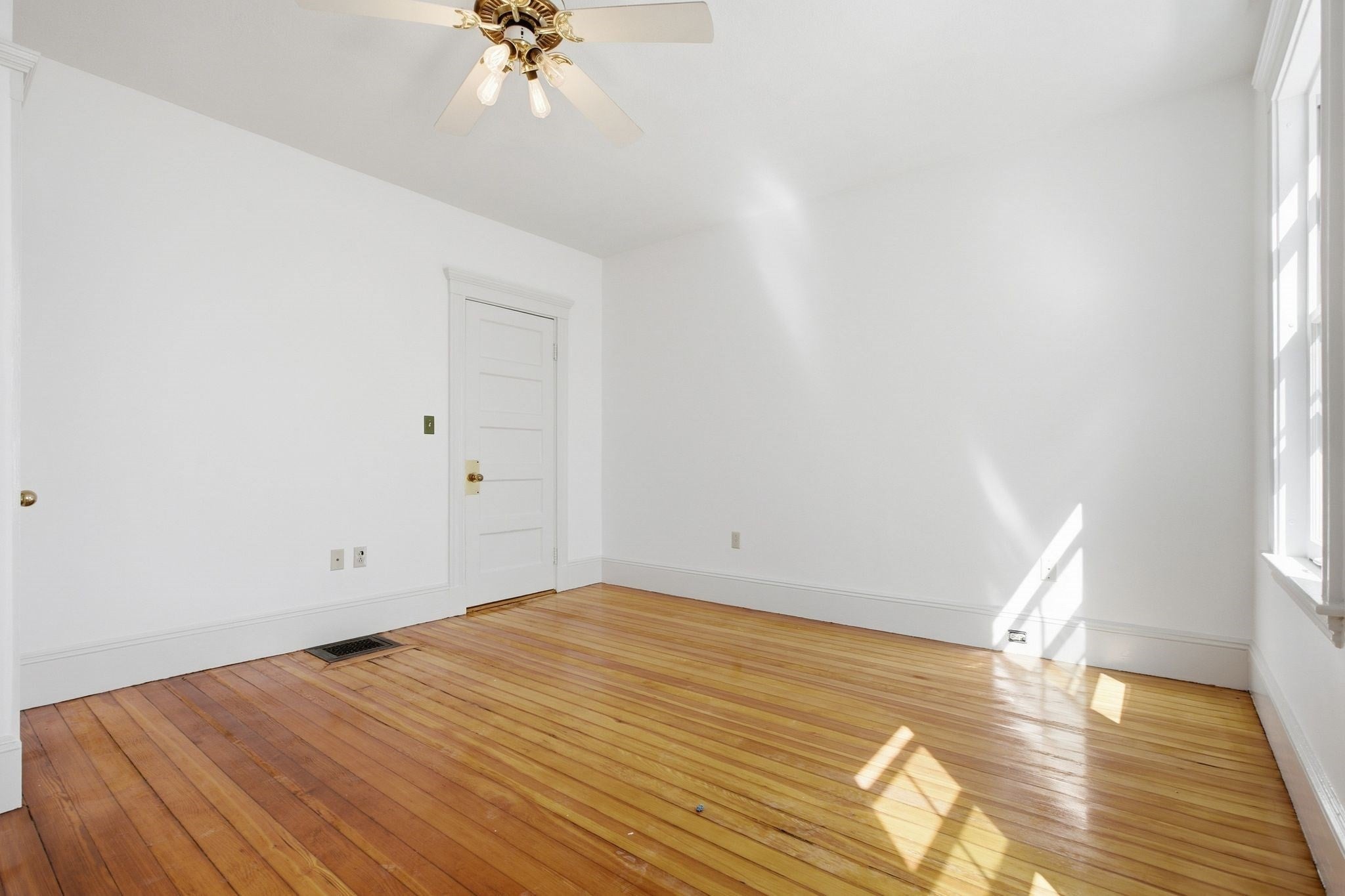 49 Electric Ave #1, Somerville, MA, 49 Electric Ave #1, Somerville, MA Photo #12
